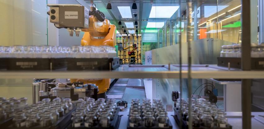 industry placements - chemistry equitpment in a lab