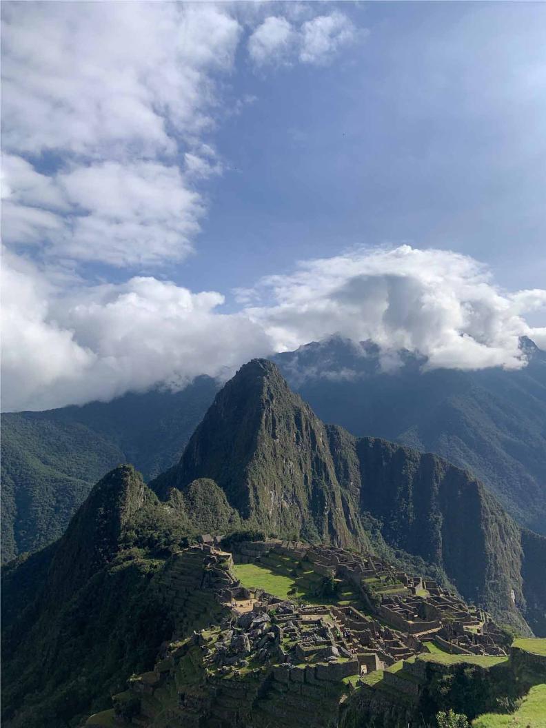 A view of the mountains at Macchu Picchu