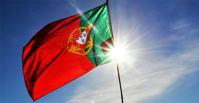 Portugese flag.