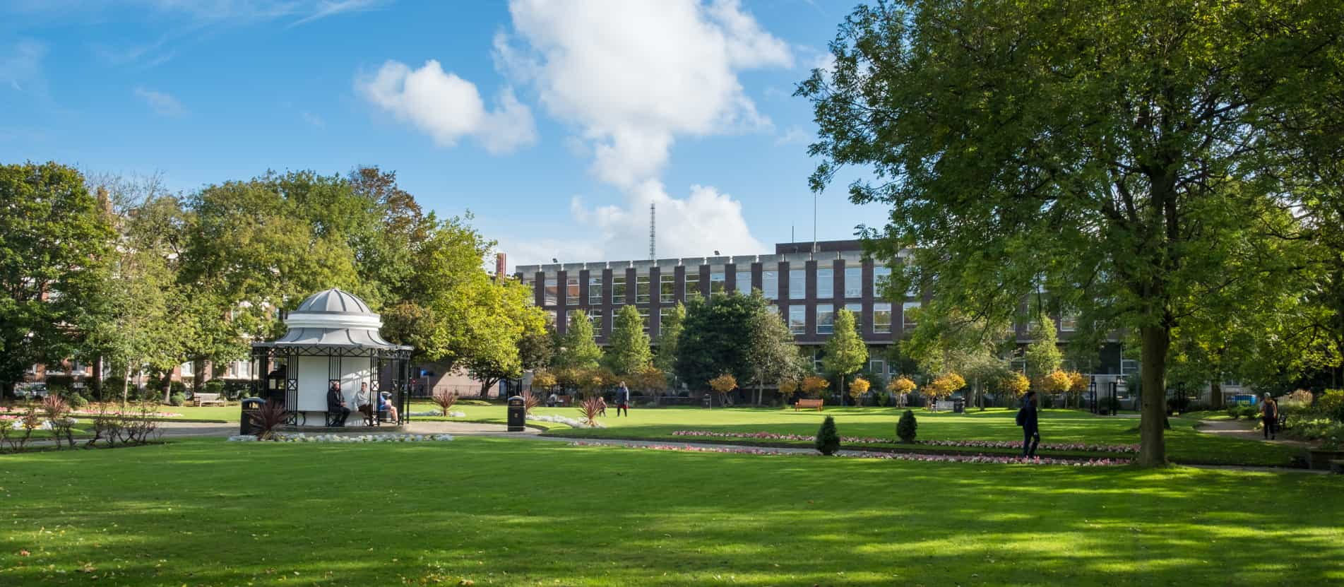 Abercromby Square in the foreground with Sydney Jones library in the background on a sunny day