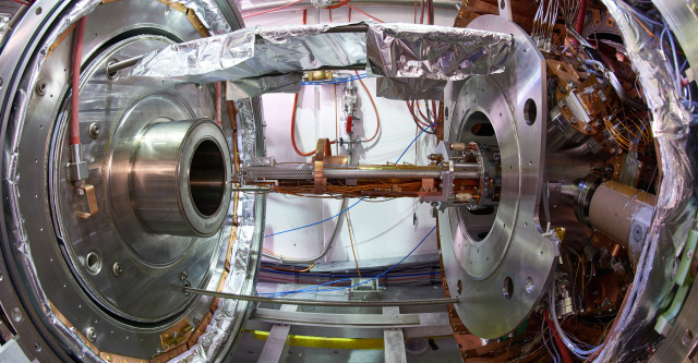 The 1T antimatter trap stack, with the 1T magnet vessel to the left and the 5T magnet vessel to the right.