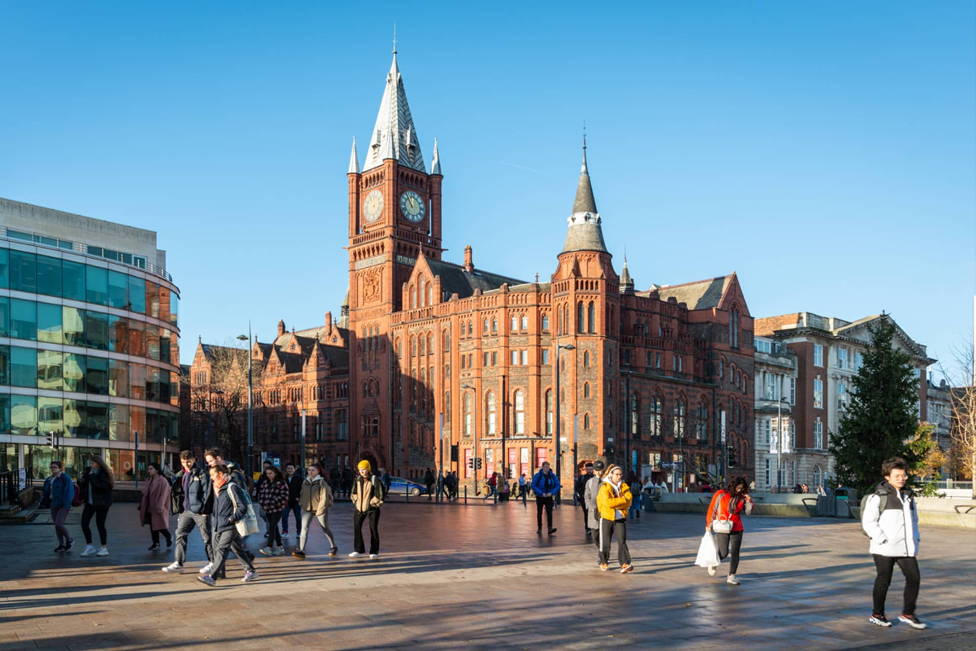 Victoria Gallery and Museum with University Square and students walking