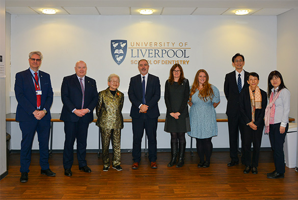 staff from UoL and Fukuoka Dental College standing together